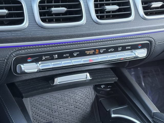 Used 2023 Mercedes-Benz GLS 580 4MATIC image 17