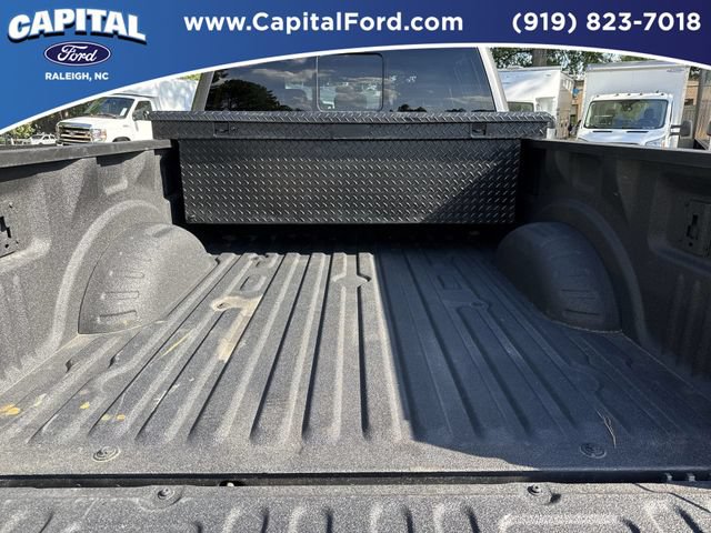 Used 2022 Ford F250 XLT w/ Black Appearance Package AWD/4WD image 16
