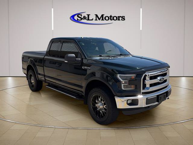 Used 2015 Ford F150 XLT w/ Equipment Group 301A Mid AWD/4WD image 11
