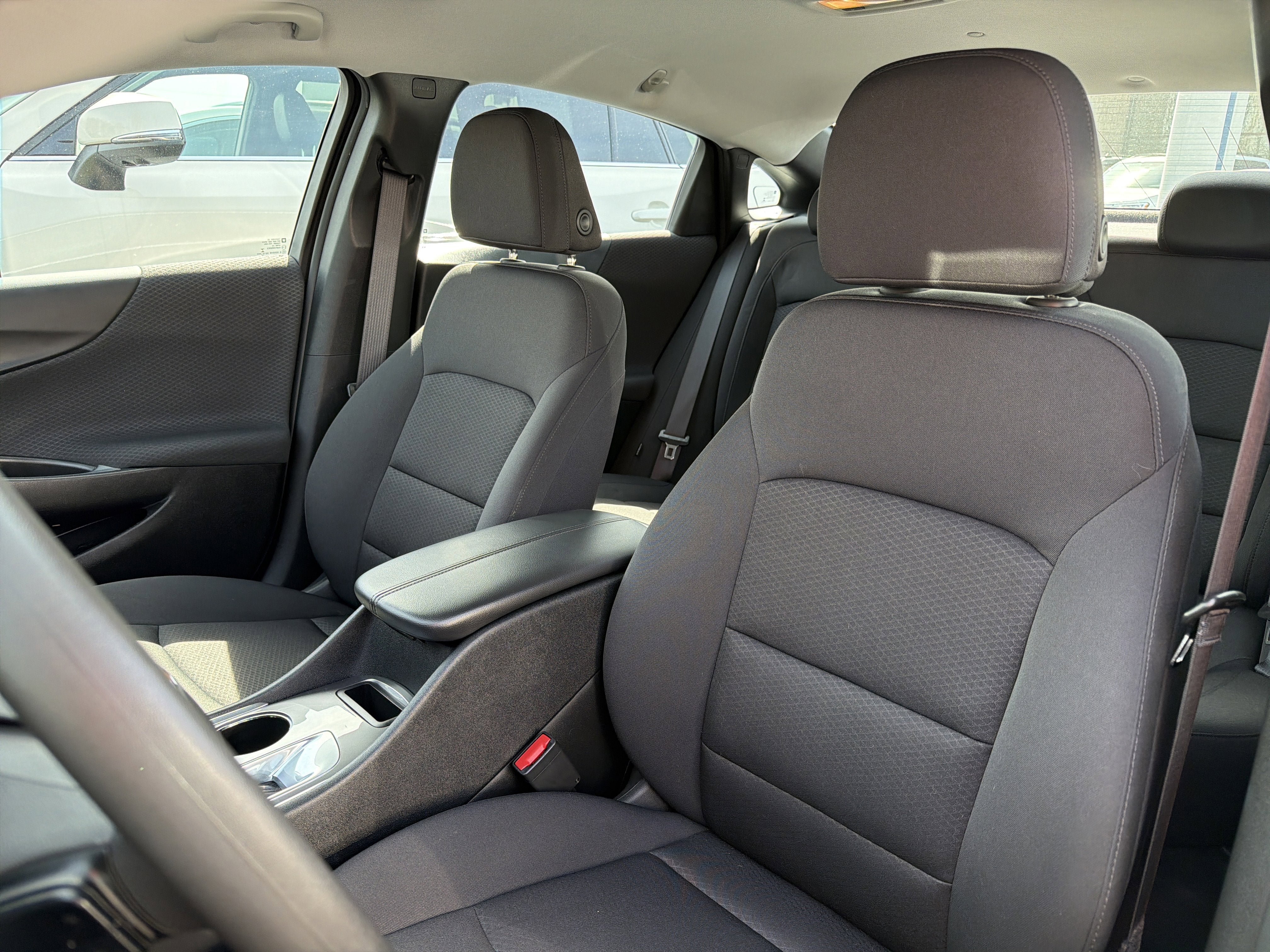 Used 2020 Chevrolet Malibu LT FWD image 9