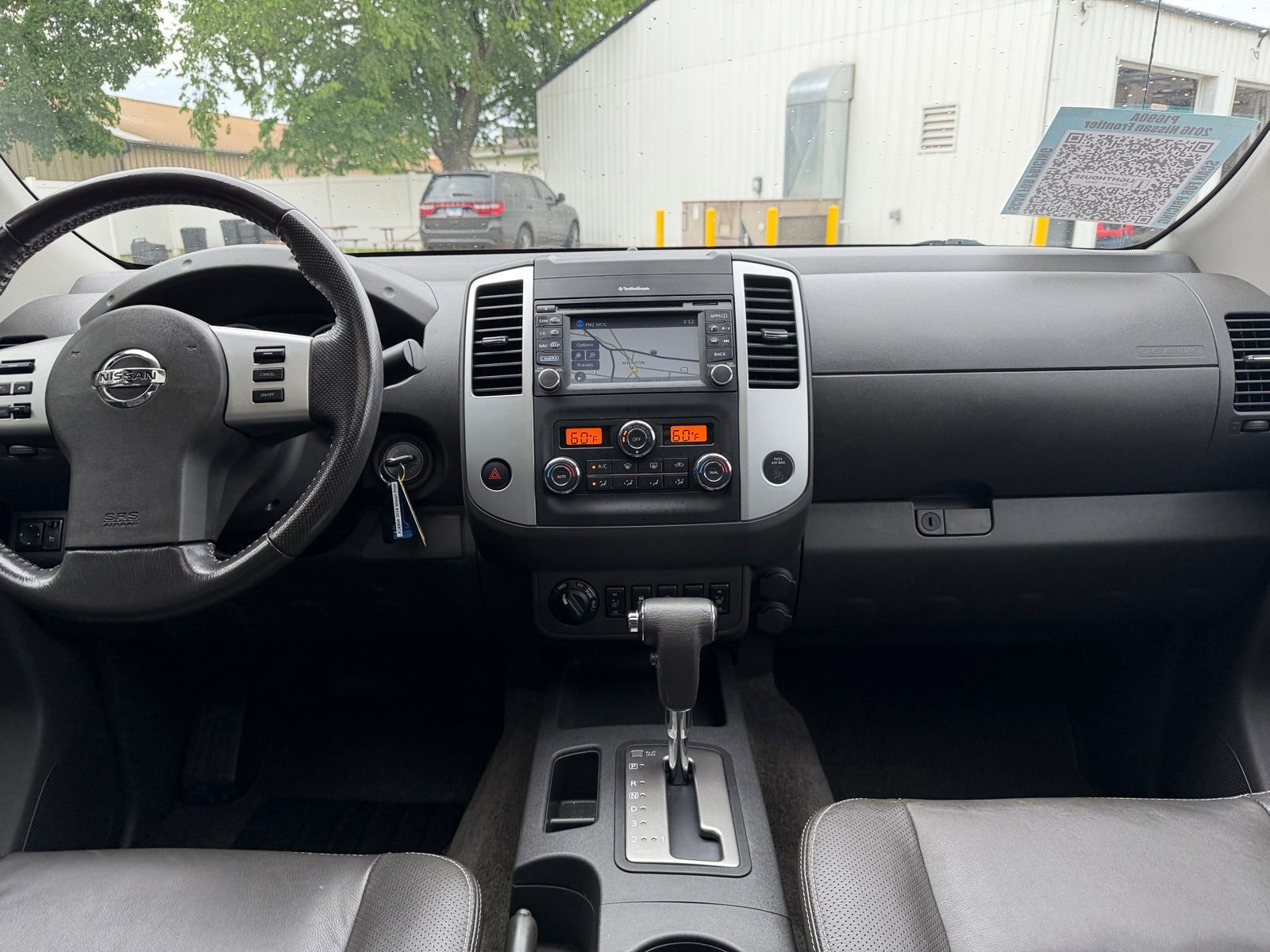 Used 2016 Nissan Frontier PRO-4X w/ Pro-4x Luxury Package AWD/4WD image 18