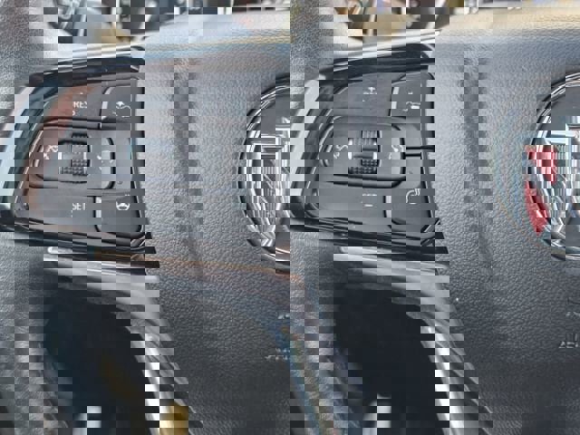 Used 2024 Buick Enclave Premium image 27