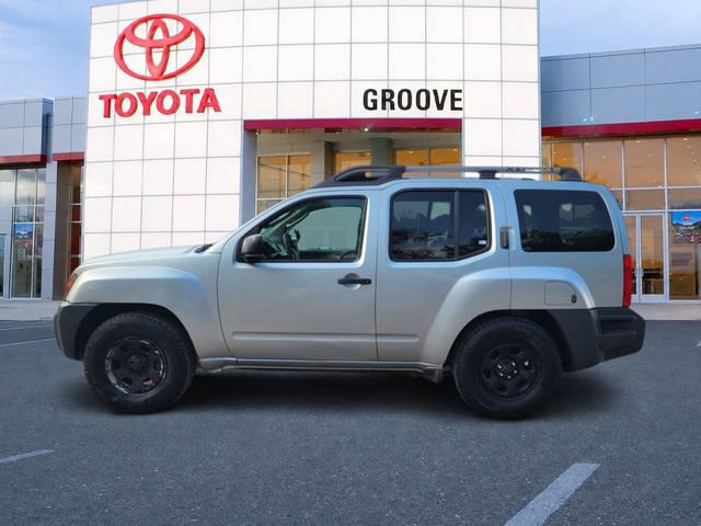 Used 2010 Nissan Xterra X RWD image 2