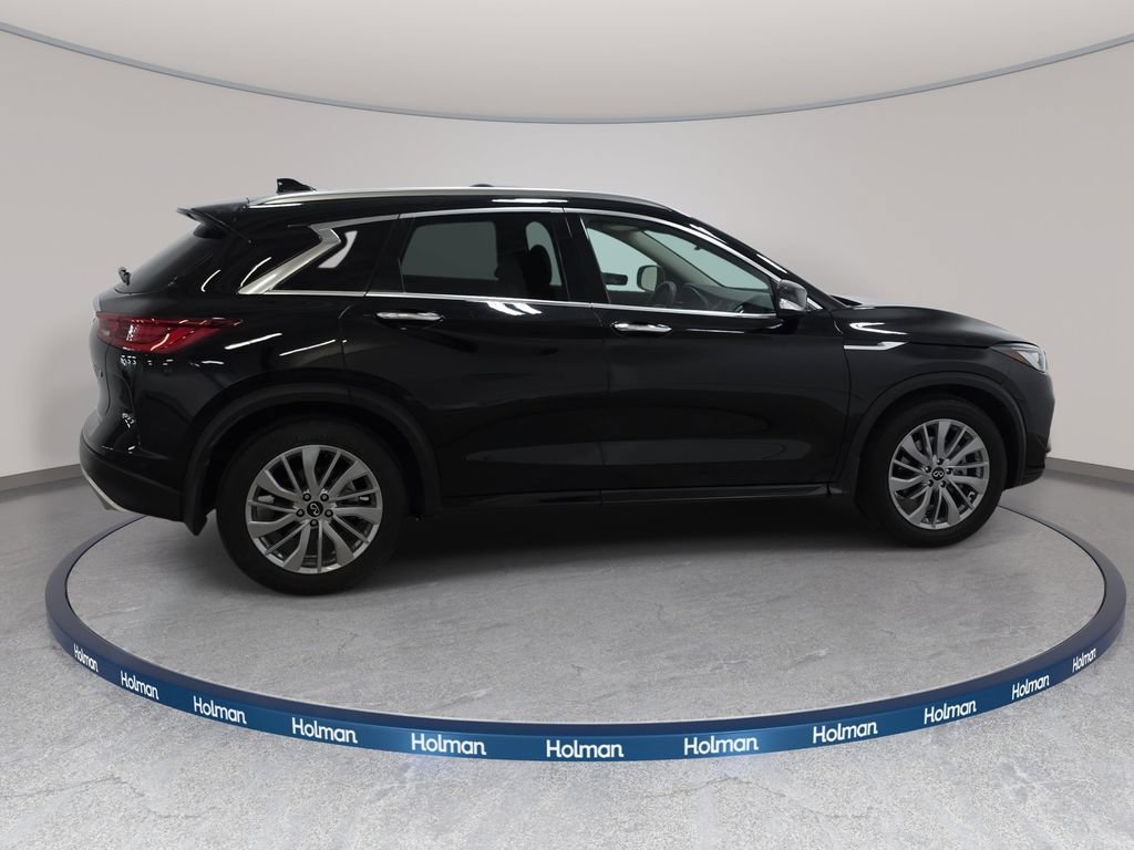 Certified 2023 INFINITI QX50 Luxe AWD/4WD image 4