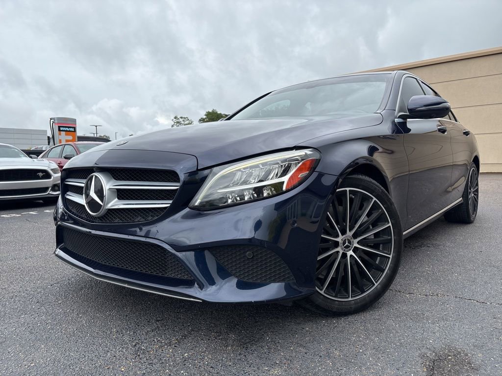 Used 2021 Mercedes-Benz C 300 Sedan image 2