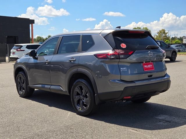 New 2026 Nissan Rogue SV FWD image 3