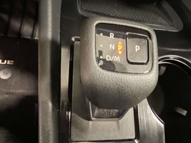 Used 2024 Nissan Rogue SV image 17