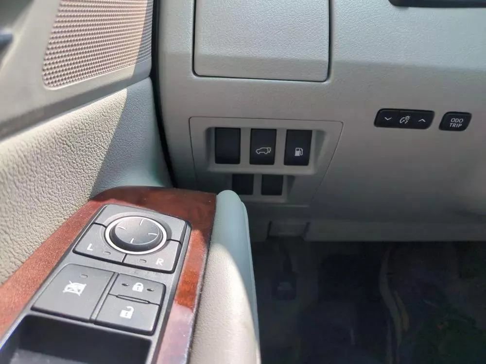 Used 2011 Lexus RX 350 2WD w/ Premium Pkg image 35