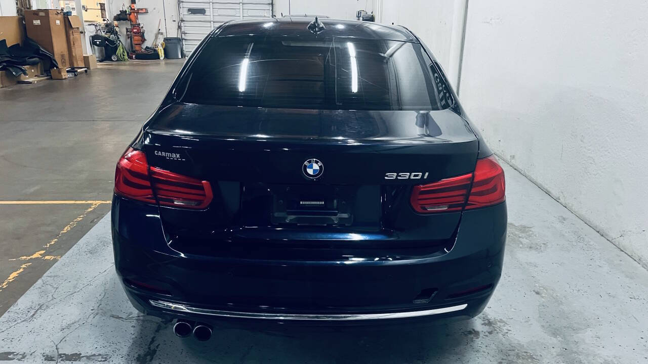 Used 2017 BMW 330i Sedan RWD image 7