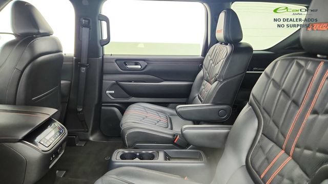 Used 2026 Nissan Armada PRO-4X w/ Captain's Chari Seat Package AWD/4WD image 32