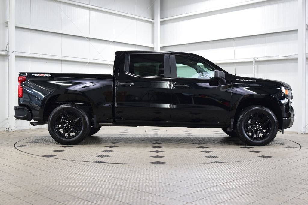 New 2026 Chevrolet Silverado 1500 Custom AWD/4WD image 9