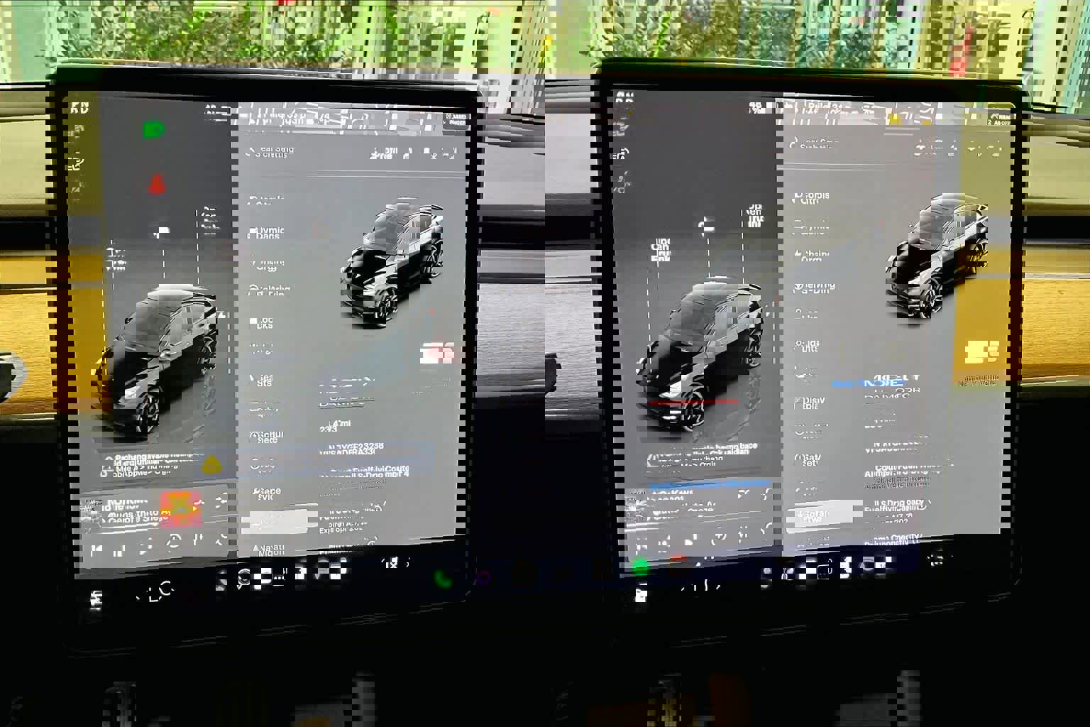 Used 2024 Tesla Model Y Performance image 25