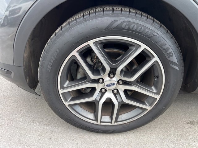 Used 2018 Ford Explorer Sport w/ Equipment Group 401A image 4