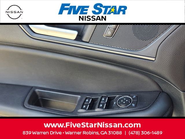 Used 2024 Ford Edge SE image 30