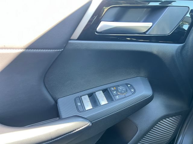 New 2026 Nissan Rogue SL AWD/4WD image 11