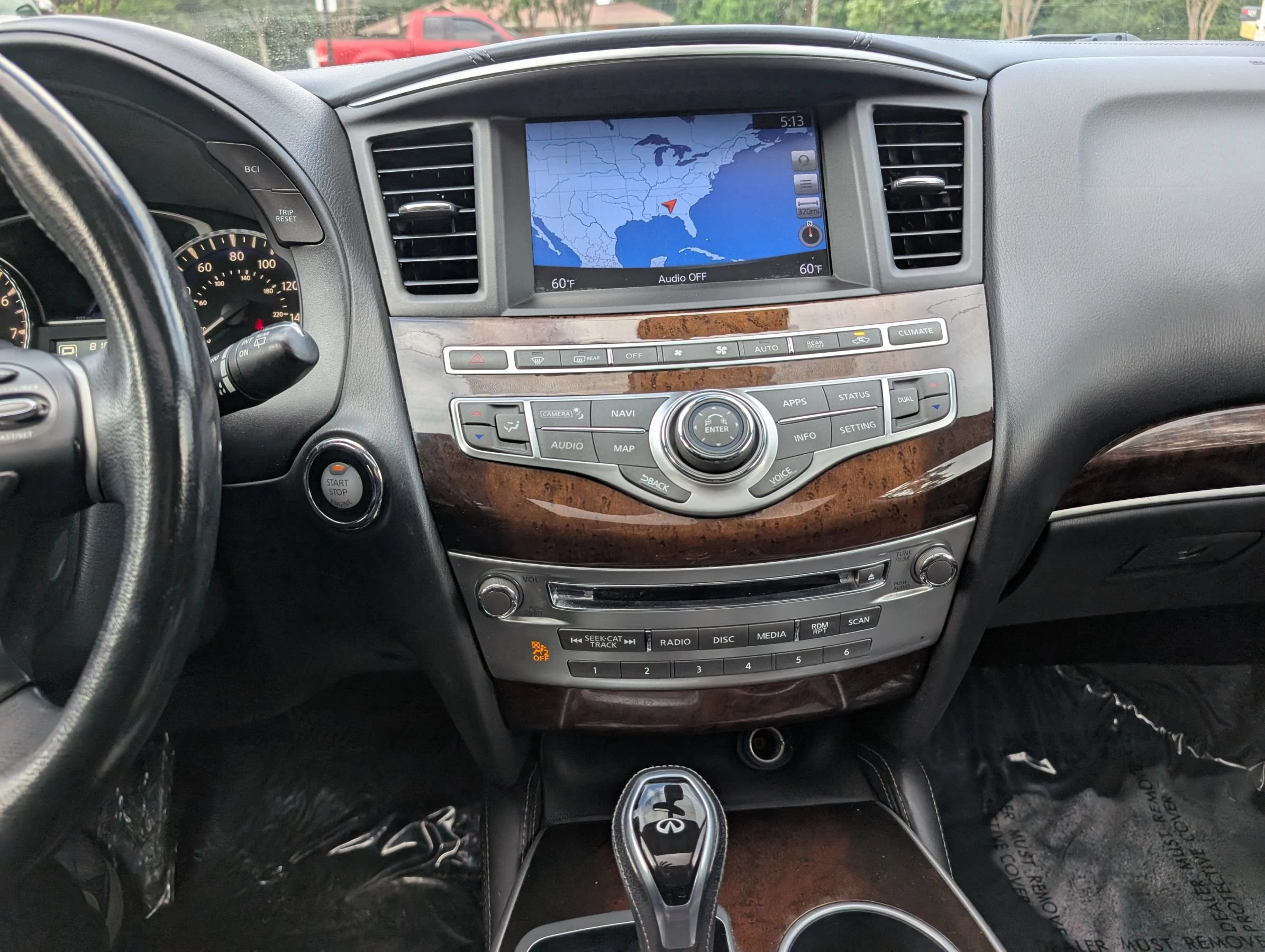 Used 2017 INFINITI QX60 FWD w/ Deluxe Technology Package image 28
