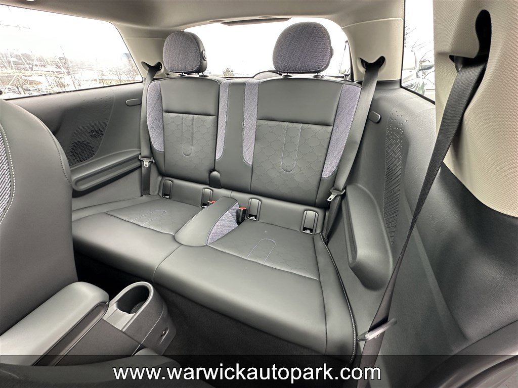 Used 2025 MINI Cooper S image 9