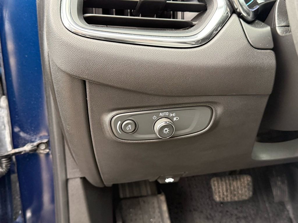 Certified 2023 Chevrolet Equinox LS w/ LS Convenience Package image 15