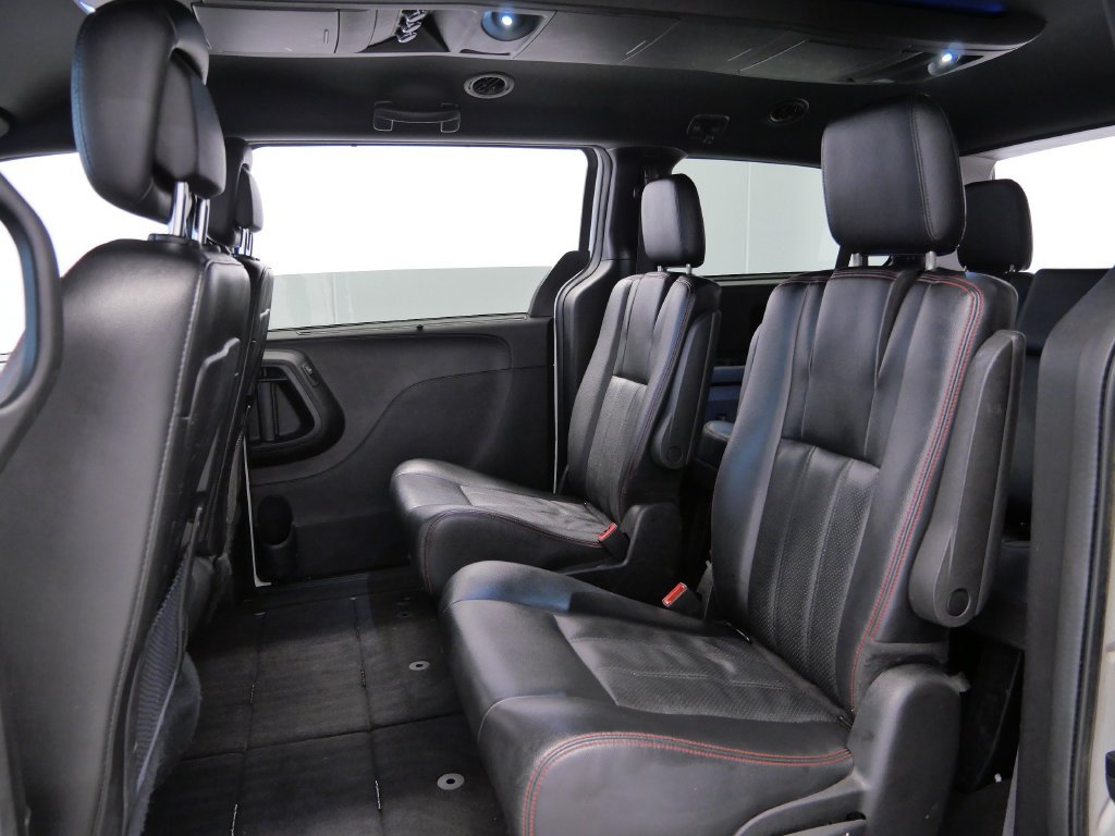 Used 2019 Dodge Grand Caravan GT FWD image 14