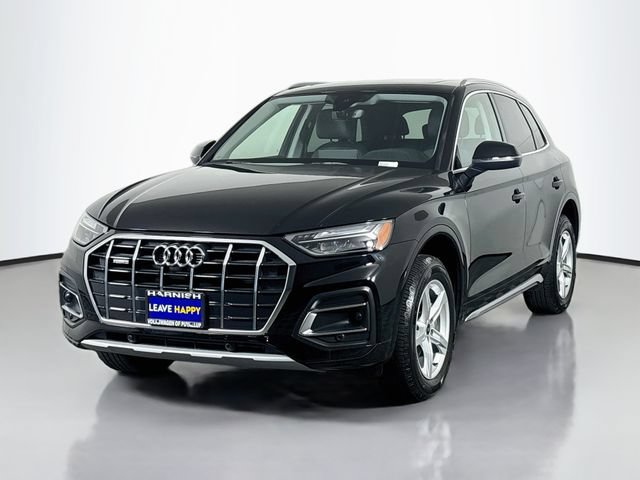 Used 2023 Audi Q5 2.0T Premium w/ Convenience Package AWD/4WD image 3