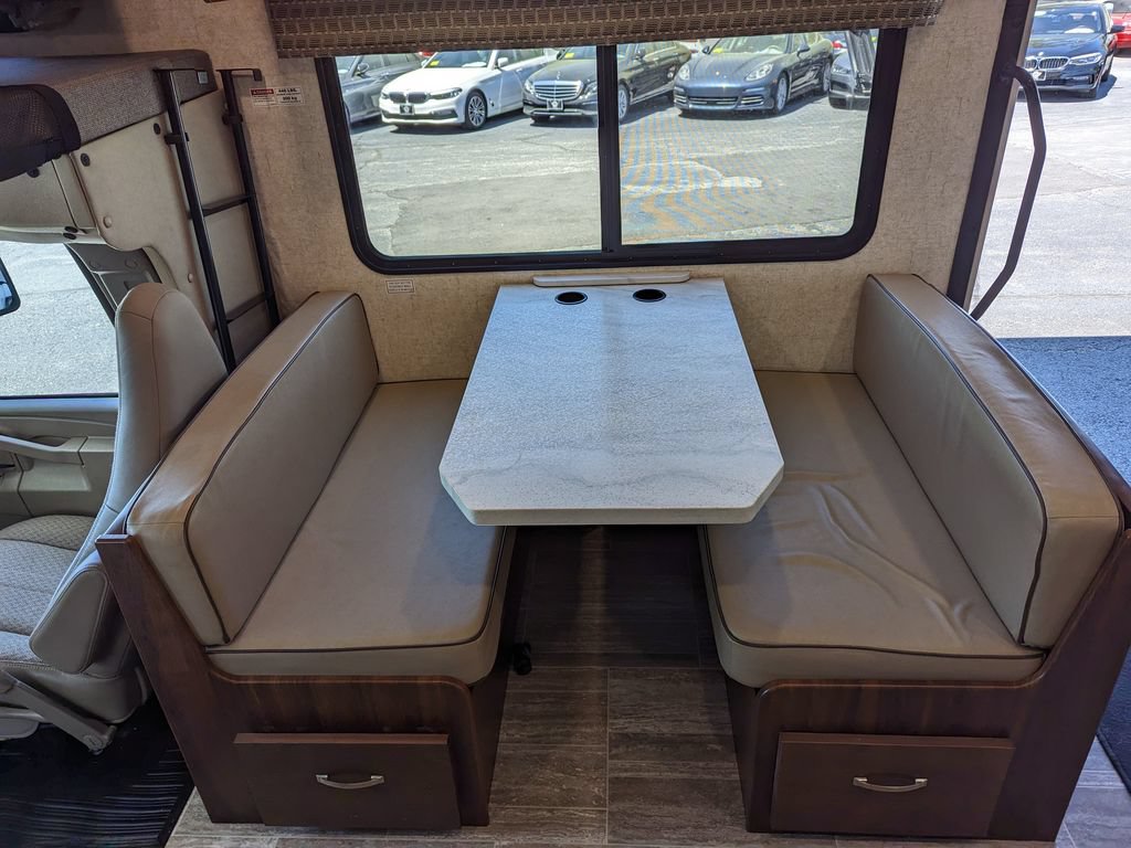Used 2019 Chevrolet Express 4500 w/ RV Package RWD image 83