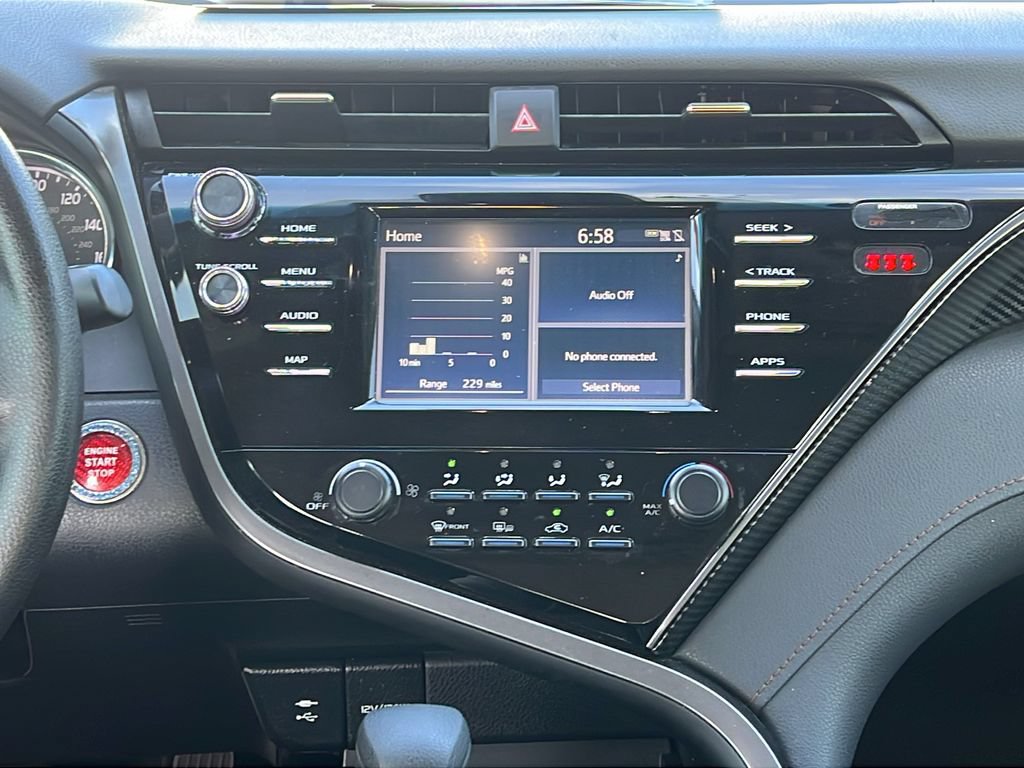 Used 2019 Toyota Camry LE w/ Convenience Package FWD image 13