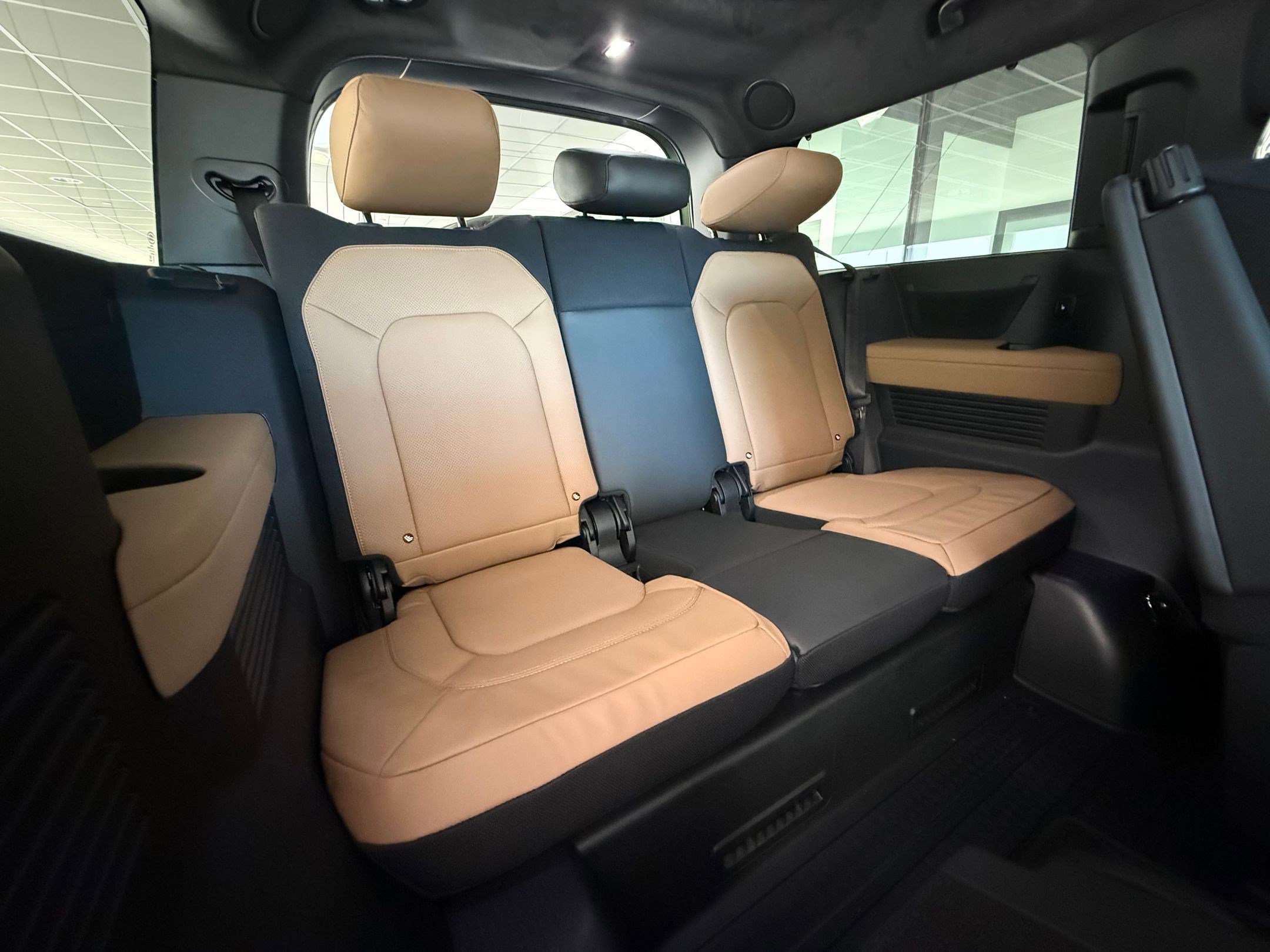 New 2026 Land Rover Defender 130 X image 26