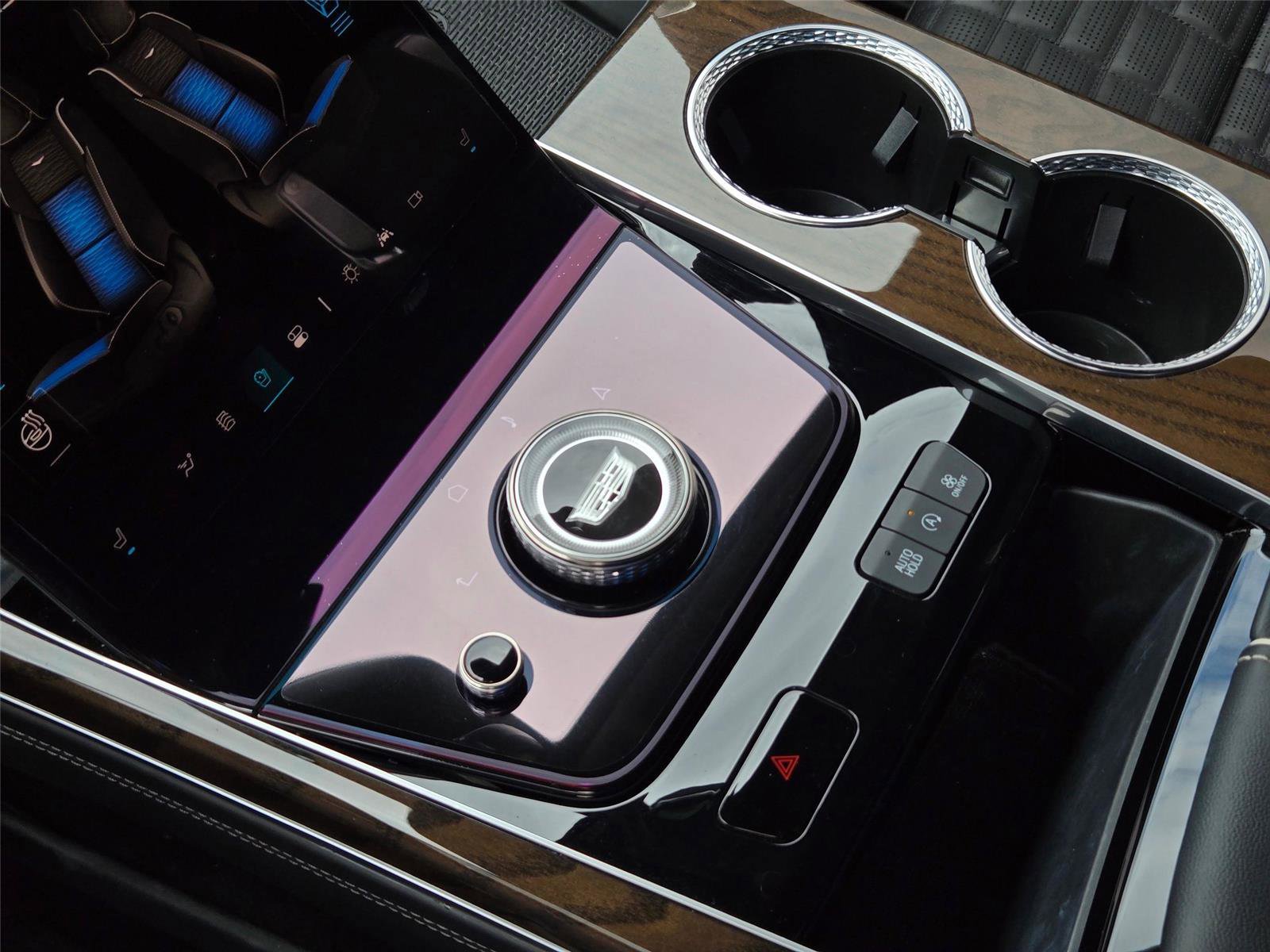 Certified 2025 Cadillac Escalade Sport Platinum AWD/4WD image 23