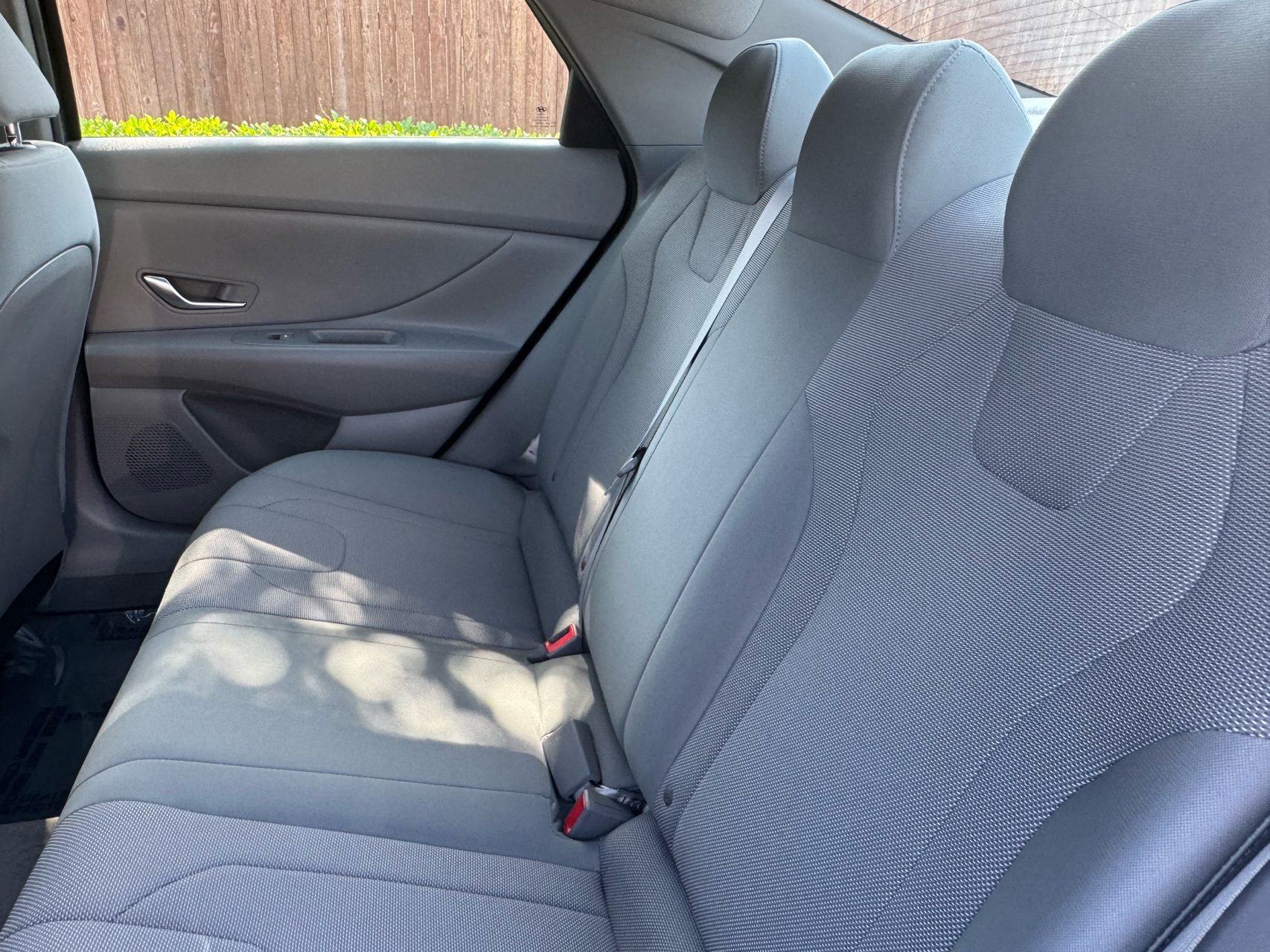 Used 2021 Hyundai Elantra SE FWD image 25