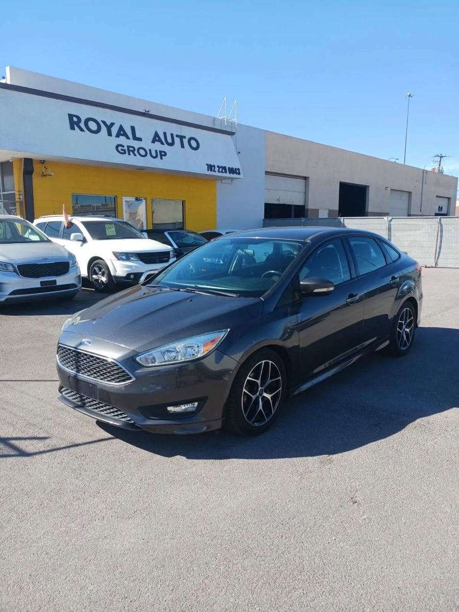 Used 2016 Ford Focus SE w/ SE Sport Package