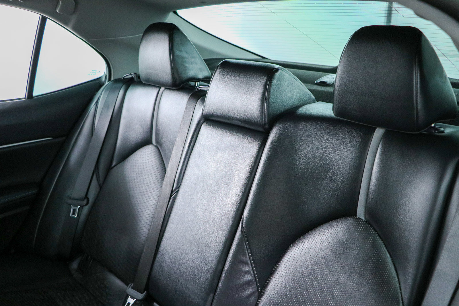 Used 2023 Toyota Camry XSE FWD image 24