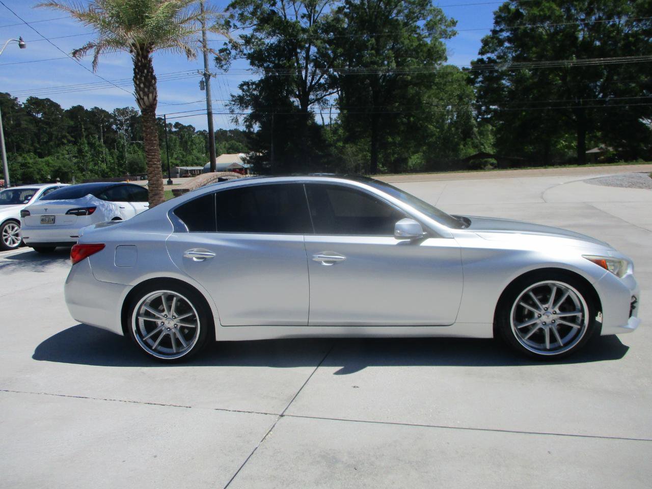Used 2014 INFINITI Q50 Premium w/ Spare Tire Package image 10