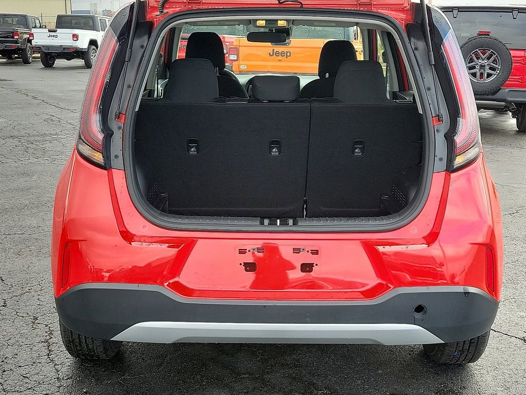 Used 2024 Kia Soul LX w/ Option Group 015 image 8