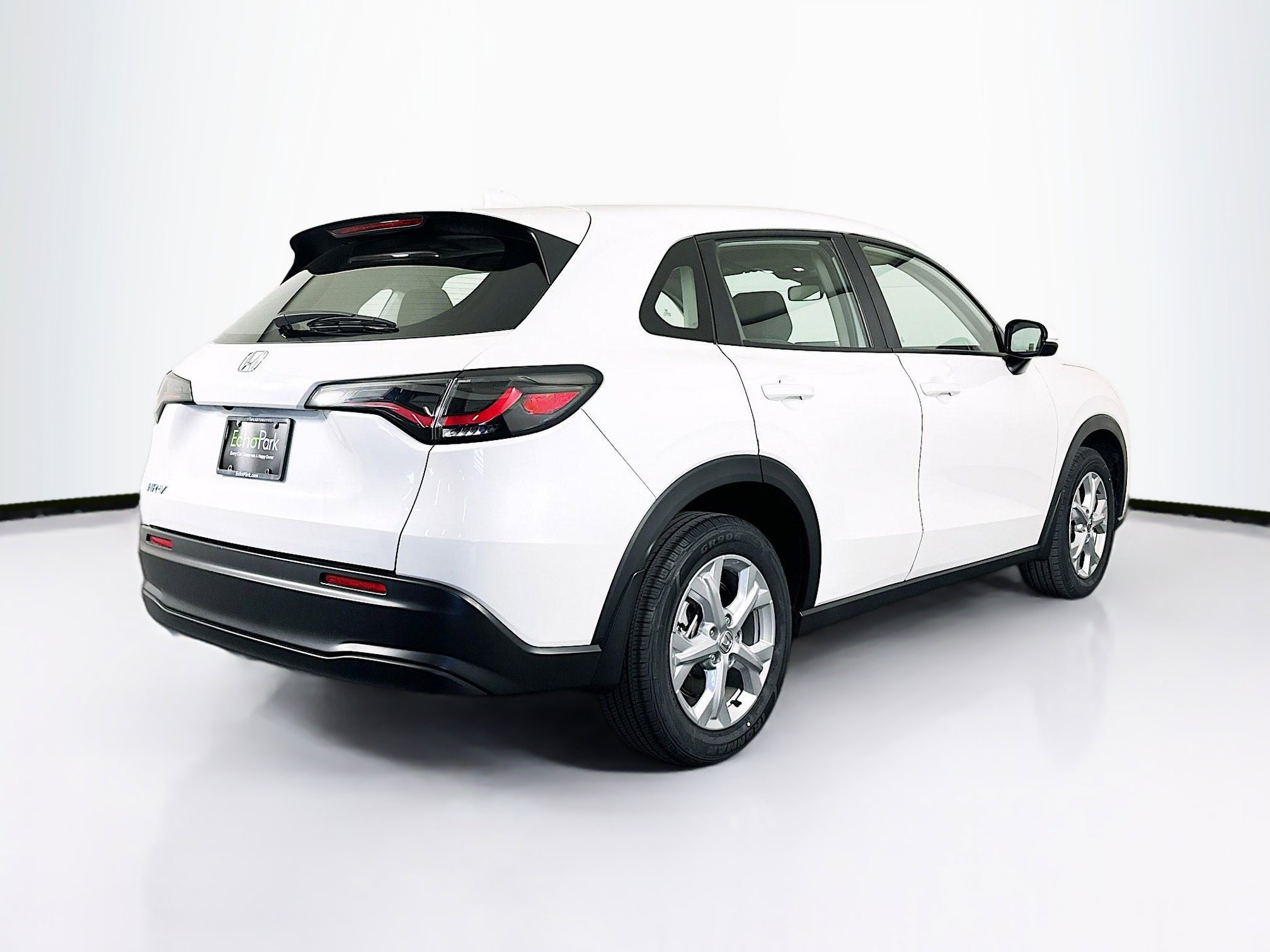 Used 2023 Honda HR-V LX image 9