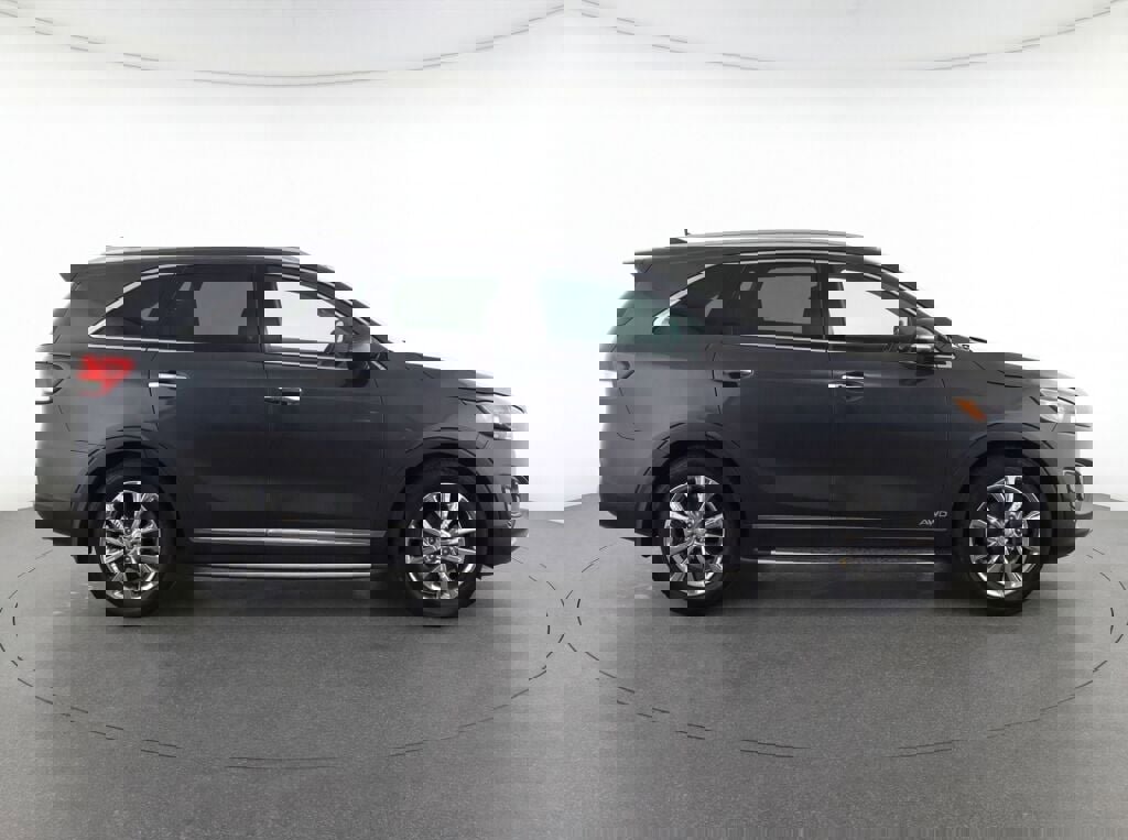 Used 2017 Kia Sorento SX image 8