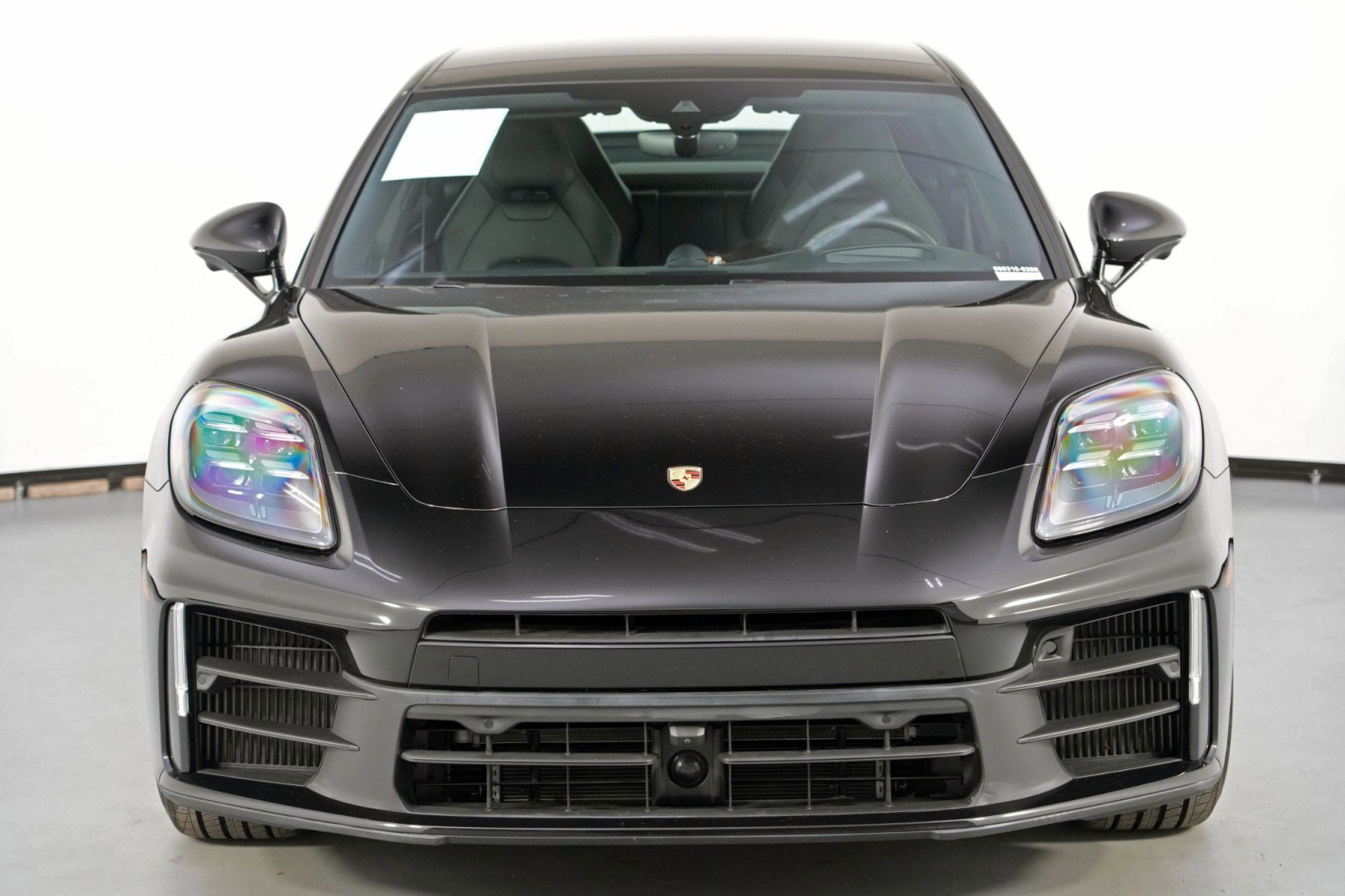 Used 2025 Porsche Panamera 4S w/ Premium Package image 54