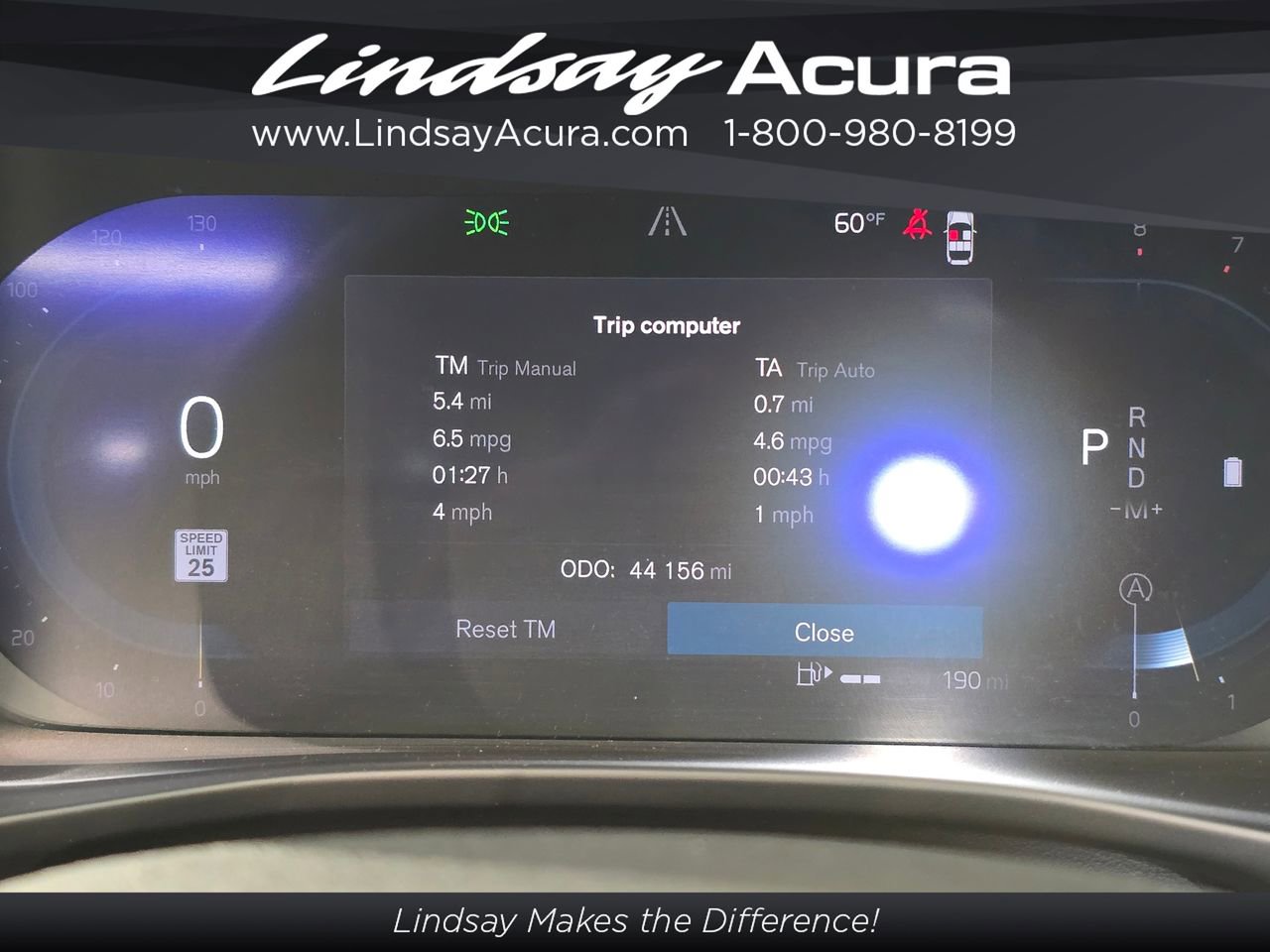 Used 2024 Volvo XC40 B5 Ultimate image 14