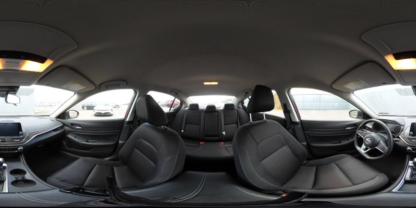 Used 2025 Nissan Altima 2.5 SV FWD image 42