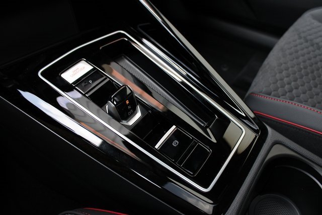 New 2025 Volkswagen GTI SE image 5