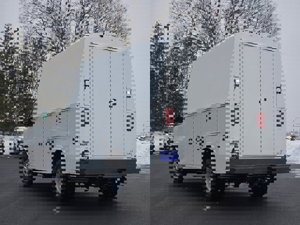 New 2025 Chevrolet Express 3500 w/ Power Convenience Package image 6