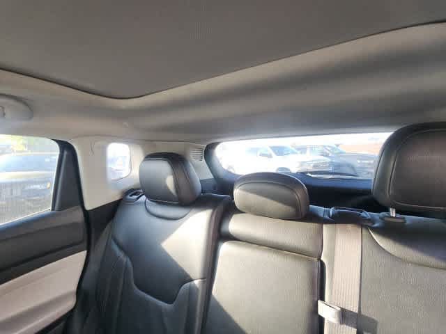 Certified 2022 Jeep Compass Limited w/ Sun and Sound Group AWD/4WD image 34