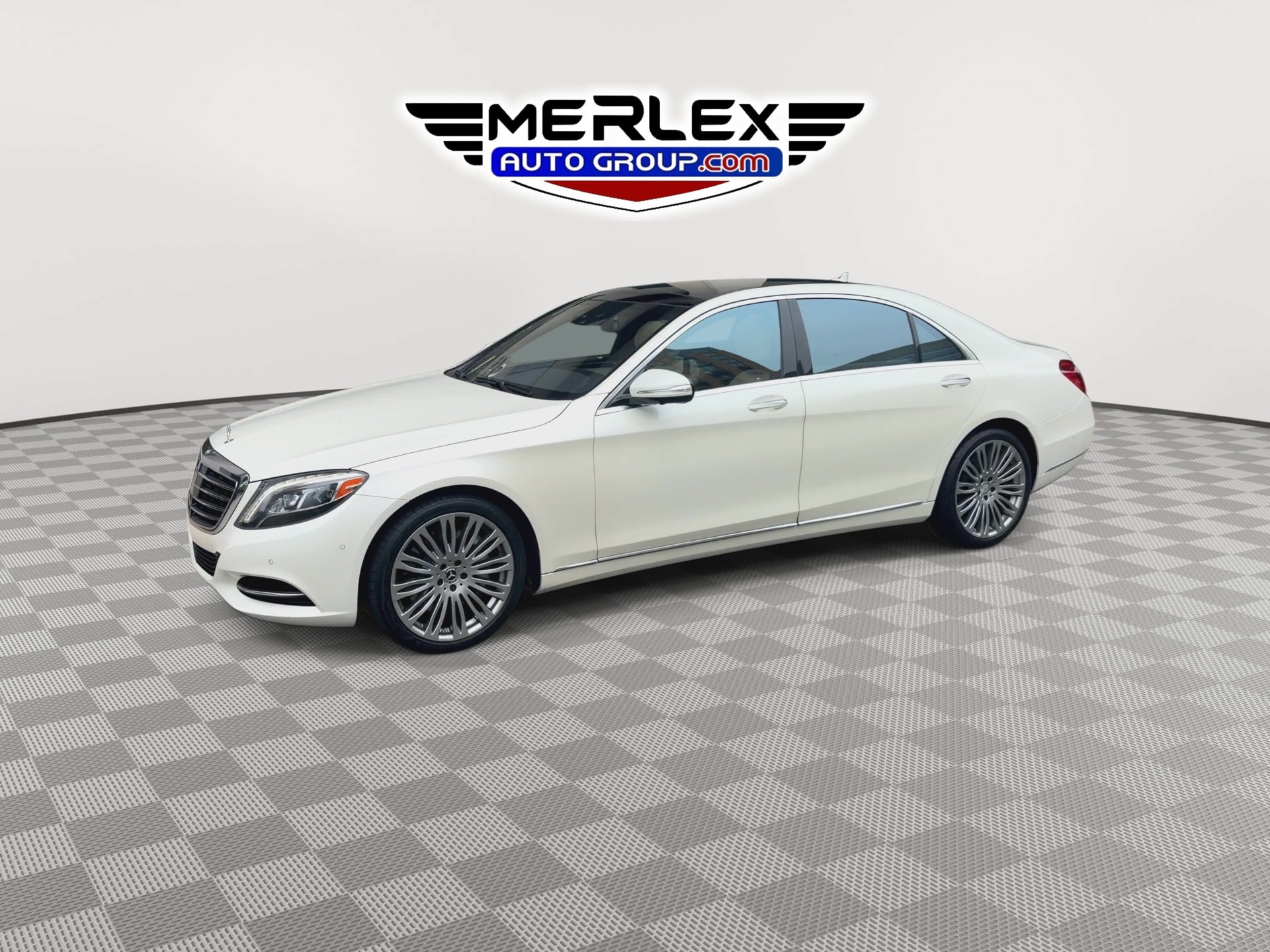 Used 2017 Mercedes-Benz S 550 Sedan image 4