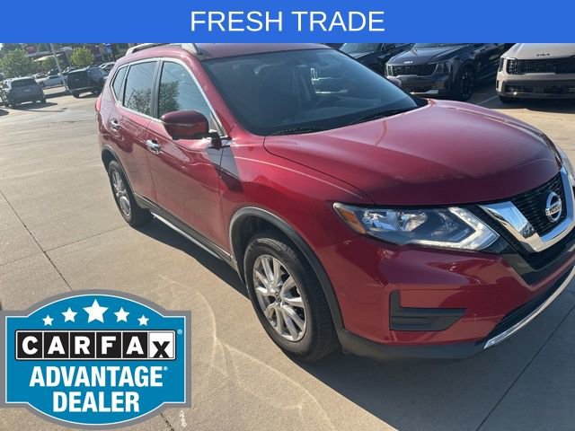 Used 2017 Nissan Rogue SV w/ SV Premium Package