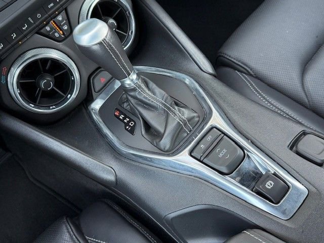 Used 2020 Chevrolet Camaro LT image 21