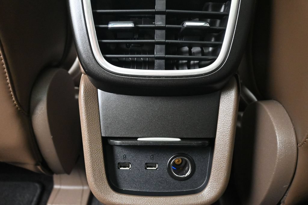 Used 2016 Lincoln MKX Reserve w/ Technology Package AWD/4WD image 26