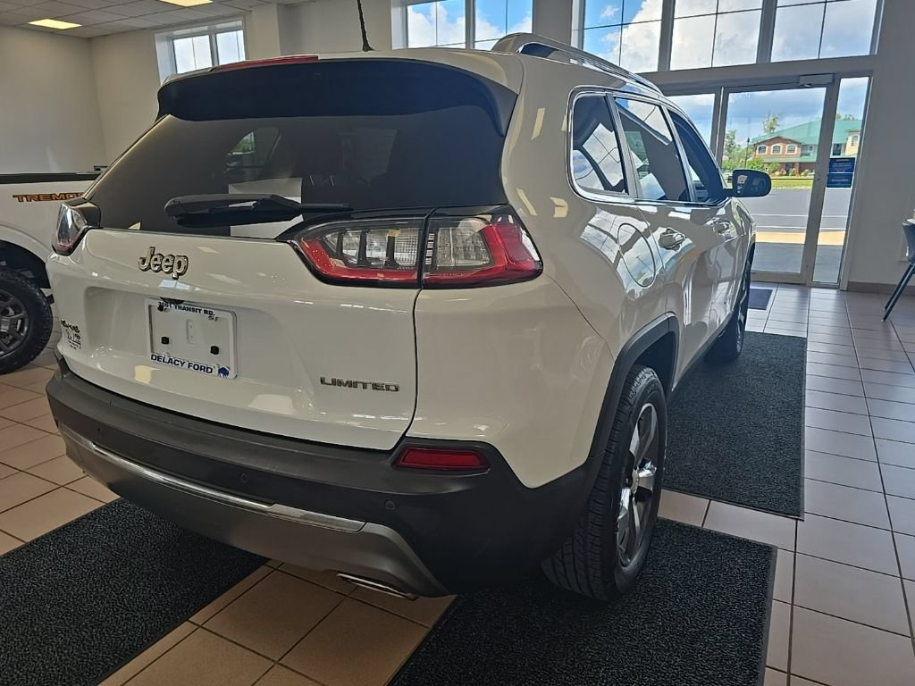Used 2019 Jeep Cherokee Limited AWD/4WD image 7