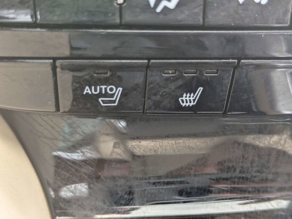 Certified 2023 Acura MDX FWD w/ Technology Package image 26