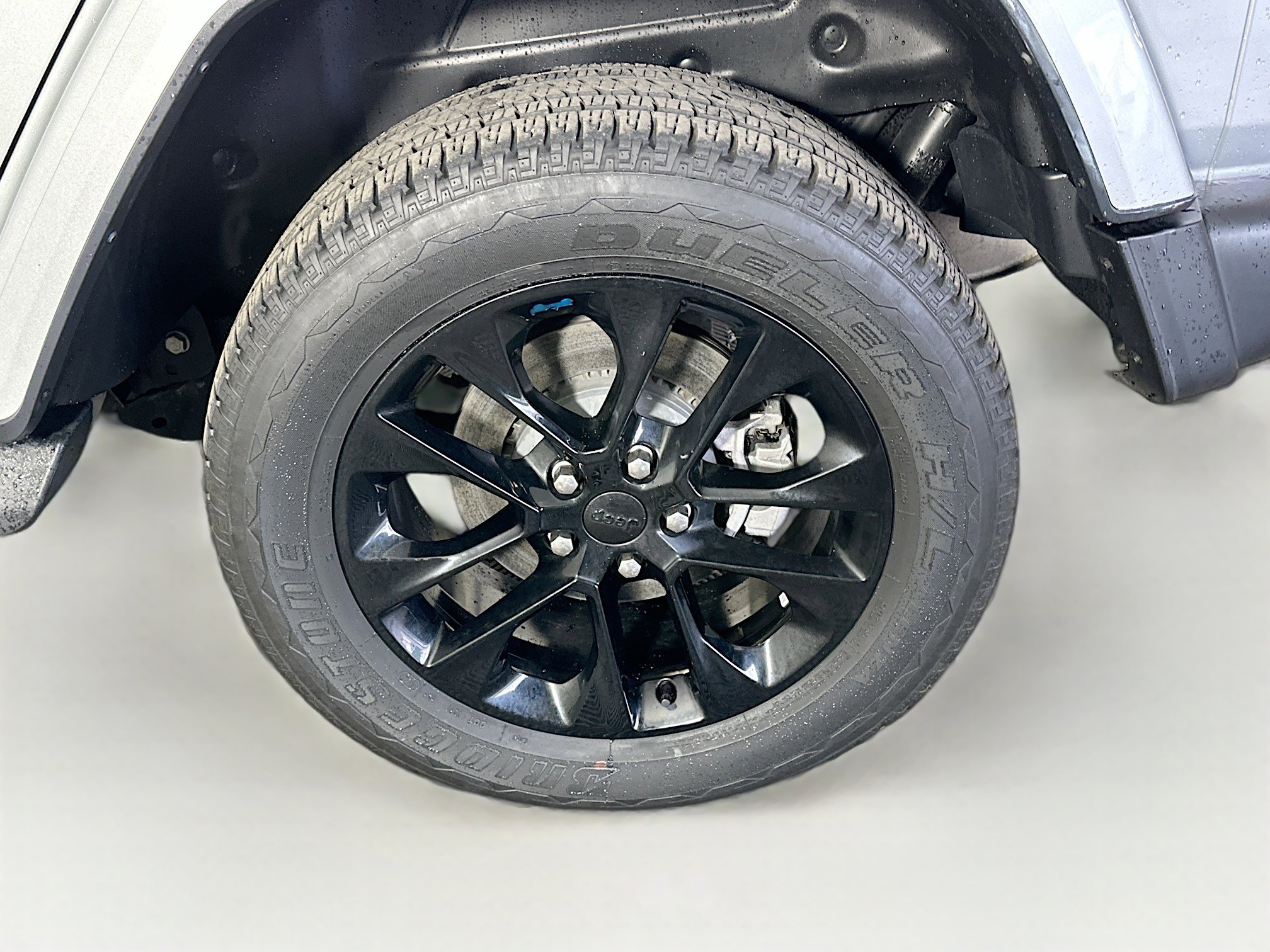 Used 2023 Jeep Wrangler Sahara w/ Cold Weather Group image 11