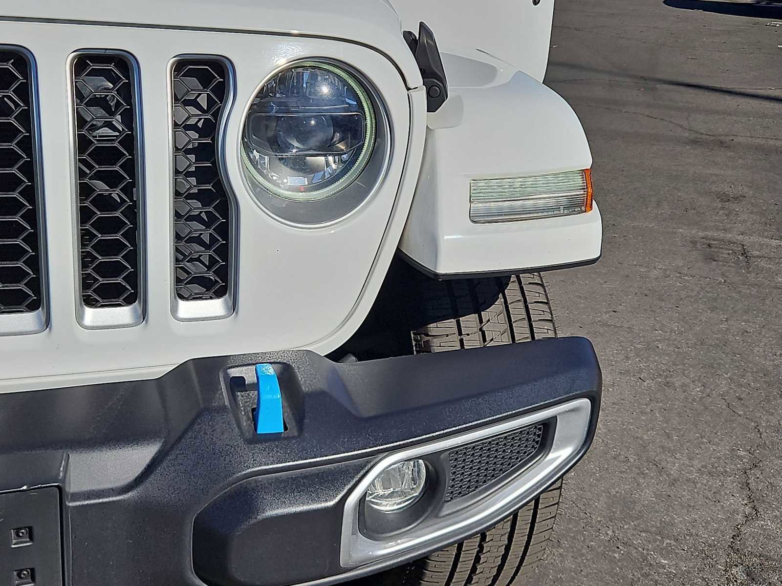 Used 2023 Jeep Wrangler Sahara image 11