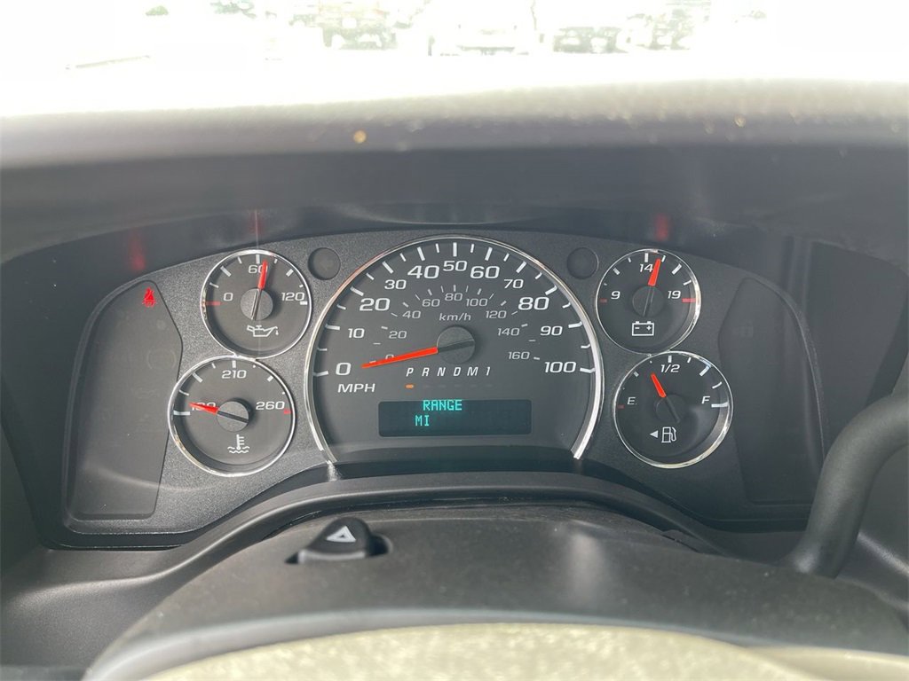 New 2025 Chevrolet Express 3500 Extended w/ Driver Convenience Package image 10